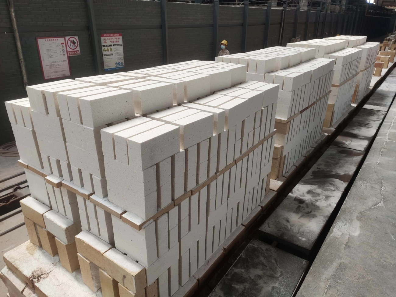 Gotrays Silica Bricks Industrial Uses